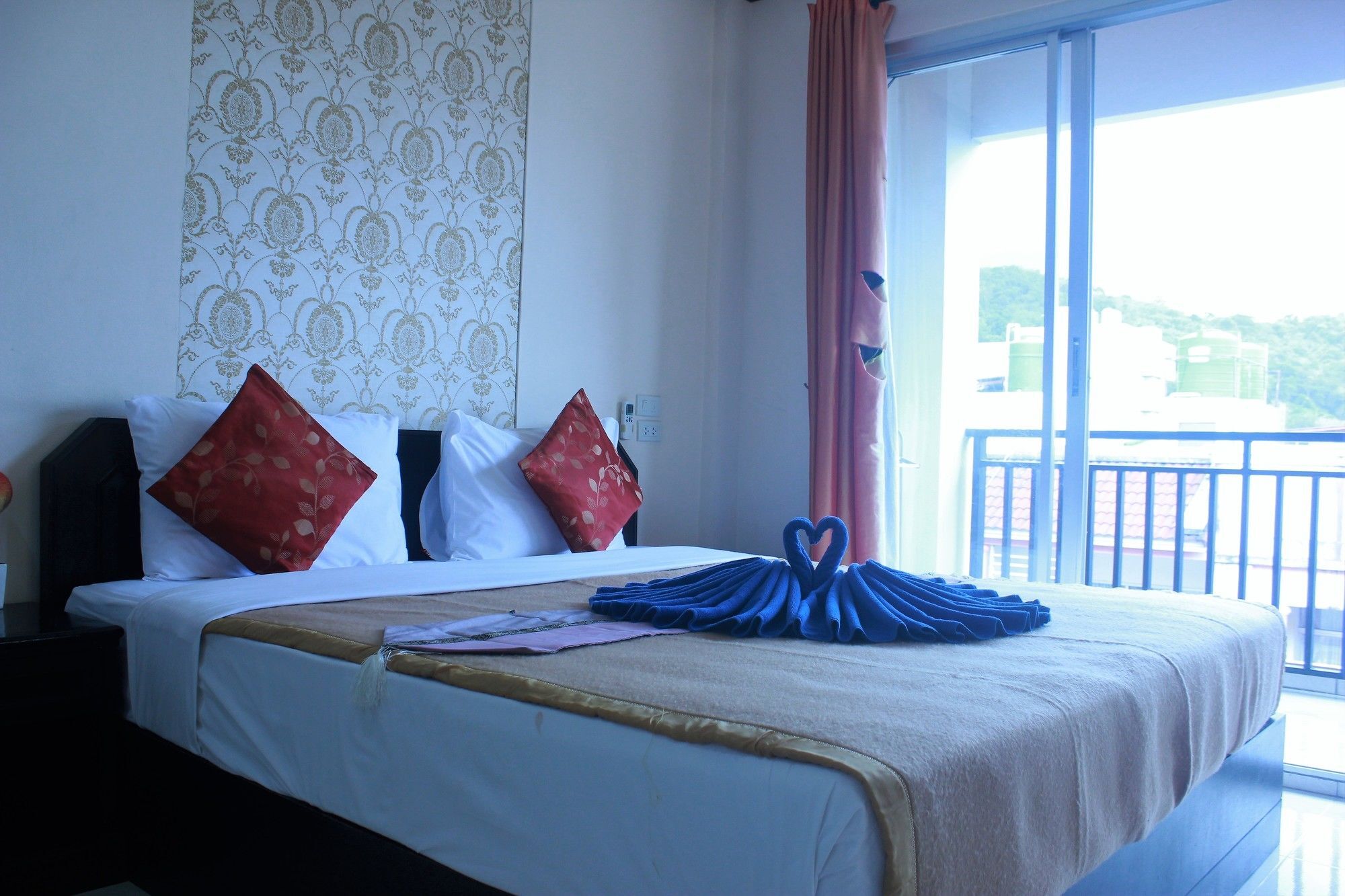 Ramaz Hotel Patong Экстерьер фото
