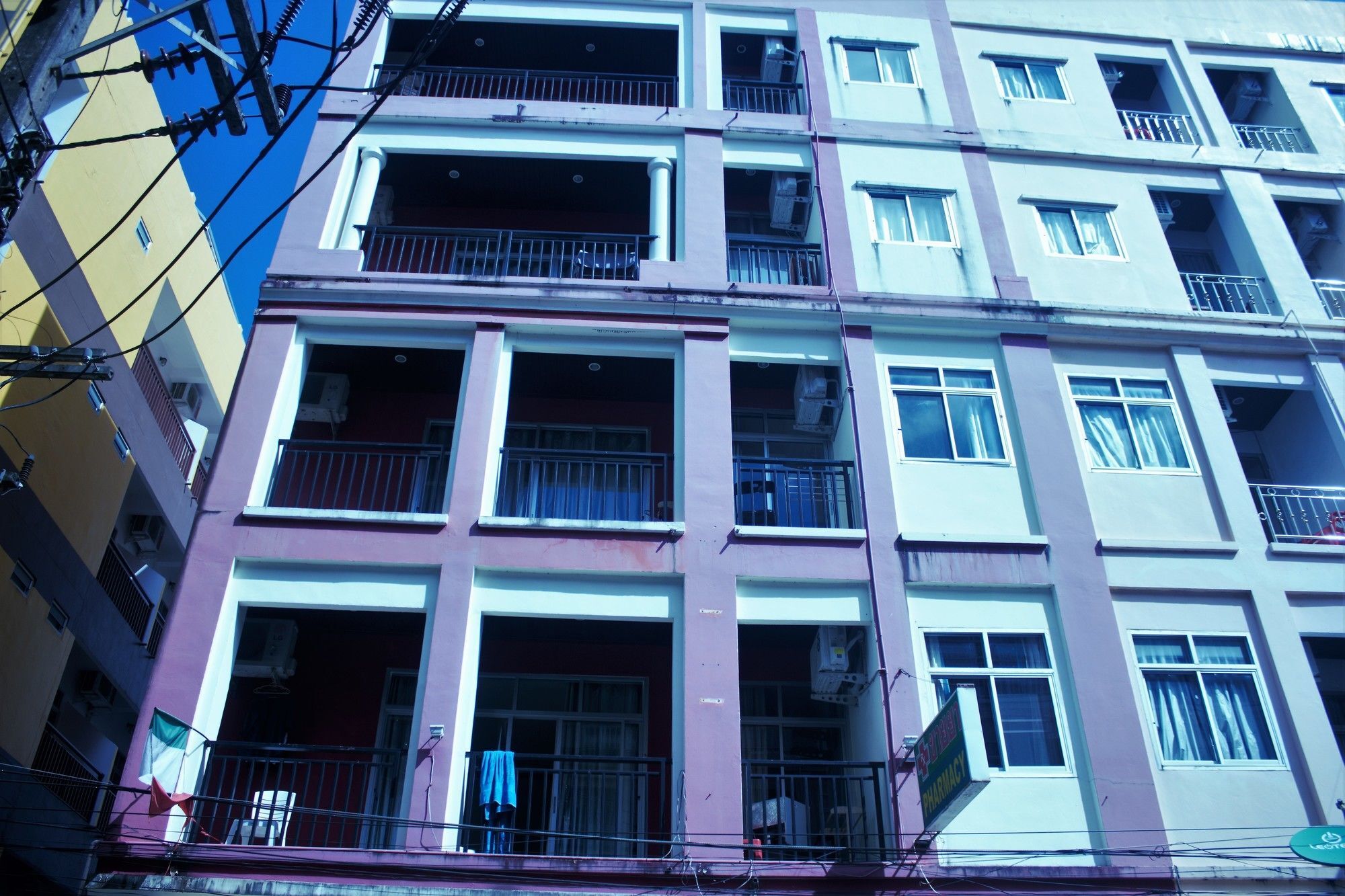 Ramaz Hotel Patong Экстерьер фото